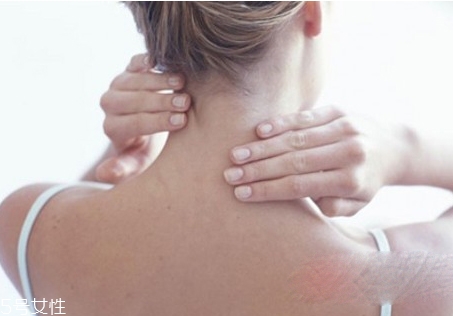 如何有效的預(yù)防頸椎病？教你一套頸椎病治療方法