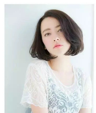 無(wú)劉海短發(fā)女生發(fā)型推薦 無(wú)劉海短發(fā)女生發(fā)型推薦