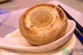 蘑菇和茄子能一起吃嗎？蘑菇和茄子一起吃會(huì)中毒嗎？