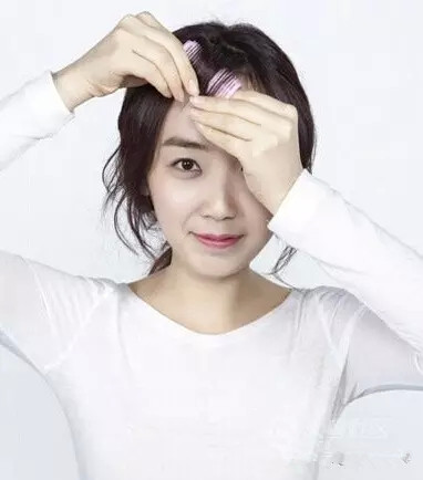 韓式空氣劉海新娘發(fā)型打造教程 韓式空氣劉海新娘發(fā)型打造教程