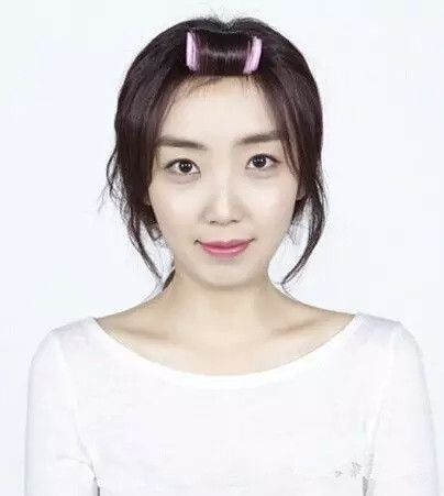 韓式空氣劉海新娘發(fā)型打造教程 韓式空氣劉海新娘發(fā)型打造教程