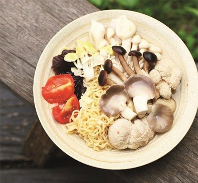 ?蚵仔湯抗痘、泡菜拌飯助睡眠 10款排毒抗發(fā)炎菜單