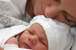 會(huì)陰側(cè)切手術(shù)后怎么護(hù)理.png 會(huì)陰側(cè)切手術(shù)后怎么護(hù)理.png