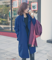 藍色大衣配什么內搭