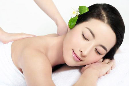 睡前保養(yǎng) 讓你一覺(jué)起來(lái)變美麗