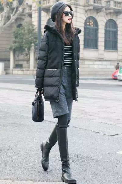 長(zhǎng)靴羽絨服搭配技巧 長(zhǎng)靴羽絨服搭配技巧