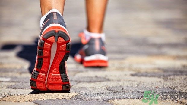 怎么預(yù)防老年人癡呆癥 每天喝綠茶多運(yùn)動(dòng) 怎么預(yù)防老年人癡呆癥 每天喝綠茶多運(yùn)動(dòng)