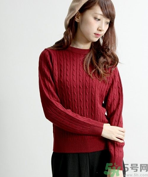 冬季毛衣搭配 最受歡迎的簡(jiǎn)約搭配 冬季毛衣搭配 最受歡迎的簡(jiǎn)約搭配