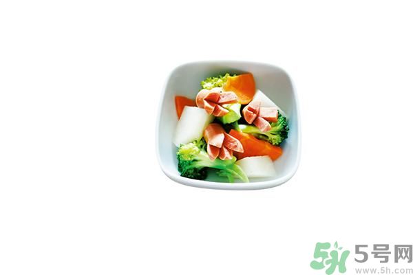 紅白綠蘿卜煮 紅白綠蘿卜煮