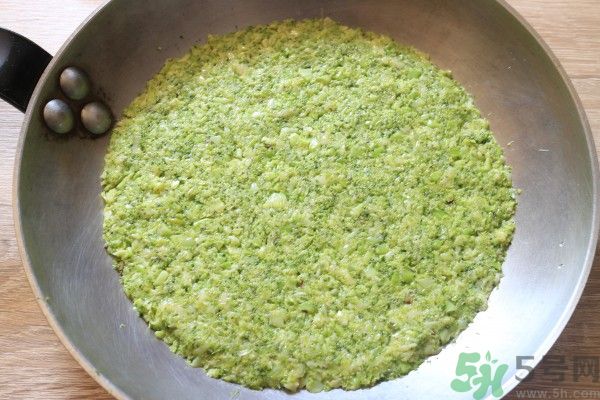 青花椰菜PIZZA做法 青花椰菜PIZZA做法