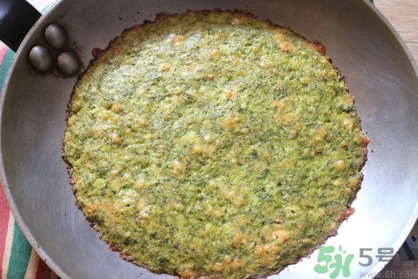 青花椰菜PIZZA做法 青花椰菜PIZZA做法