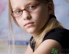 11歲女孩胸口疼怎么回事?11歲女孩胸口痛怎么辦.png 11歲女孩胸口疼怎么回事?11歲女孩胸口痛怎么辦.png