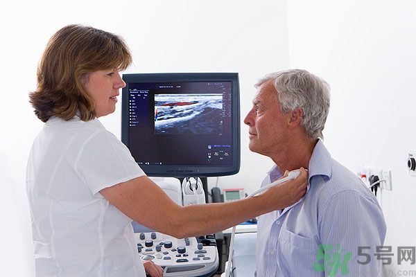 甲狀腺結(jié)節(jié)能吃海帶嗎 甲狀腺結(jié)節(jié)不能吃什么 甲狀腺結(jié)節(jié)能吃海帶嗎 甲狀腺結(jié)節(jié)不能吃什么