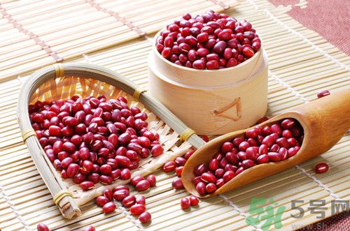 月經(jīng)期間吃什么好排毒排污血?月經(jīng)期吃什么好 月經(jīng)期間吃什么好排毒排污血?月經(jīng)期吃什么好