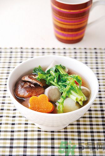 簡單蔬菜湯的做法有哪此些？蔬菜湯有美容的功效嗎