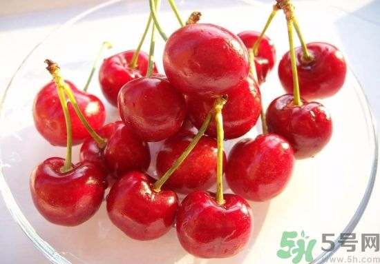 吃櫻桃可以更好的睡眠嗎?睡前吃櫻桃好不好?.jpg 吃櫻桃可以更好的睡眠嗎?睡前吃櫻桃好不好?.jpg
