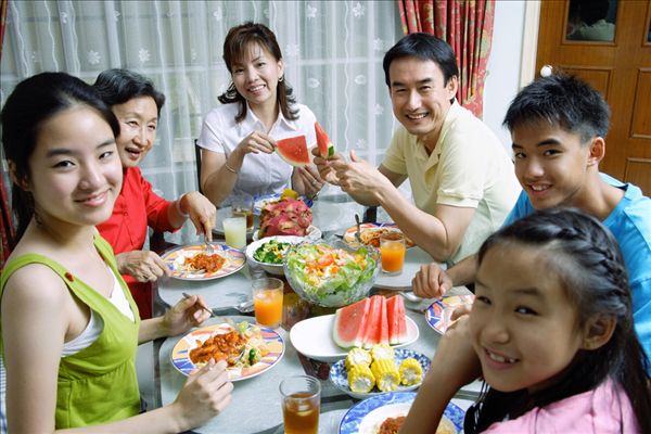 為什么我13歲腋下長(zhǎng)毛了還有狐臭？13歲長(zhǎng)腋毛有狐臭怎么辦？