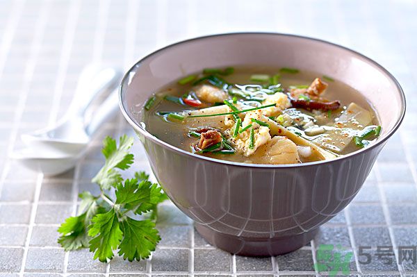 春天吃什么食物排肝毒？排肝毒吃什么最好？