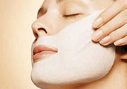 牛奶面膜有什么功效？牛奶面膜怎么做？