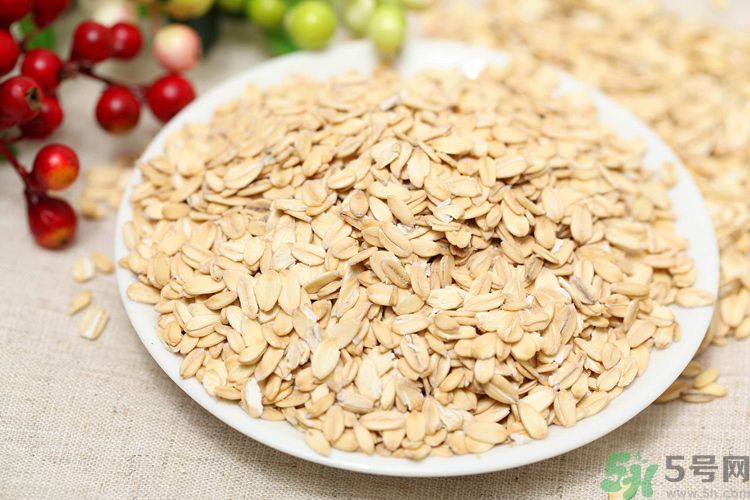 紅糖可以和燕麥一起吃嗎？燕麥片和紅糖吃起來什么好處？