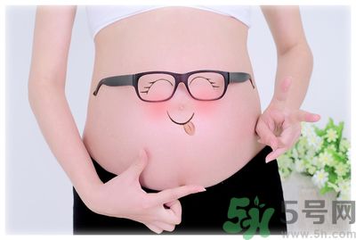 懷孕初期有些出血 懷孕10月注意事項有哪些？