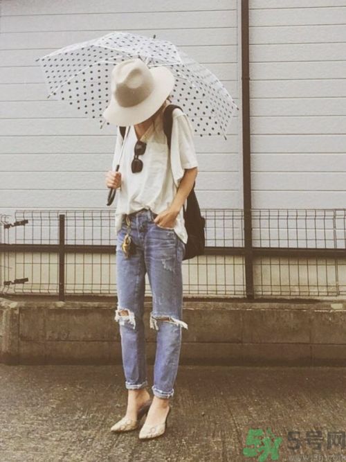 決定把上衣扎進去? 決定把上衣扎進去?