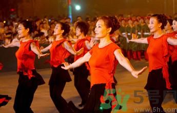 晚飯后跳廣場舞好嗎？晚飯后跳廣場舞有什么好處？