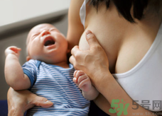 新生兒吃母乳拉肚子怎么回事?新生兒吃母乳拉肚子怎么辦.png 新生兒吃母乳拉肚子怎么回事?新生兒吃母乳拉肚子怎么辦.png