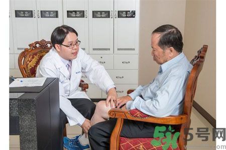 膝蓋痛怎么辦？膝蓋痛如何治療好？