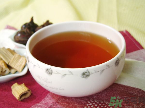 早上起床惡心想吐是怎么回事？起床惡心怎么辦？