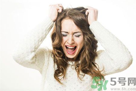 經(jīng)前癥候群是什么病癥？經(jīng)前癥候群應(yīng)該怎么治療？