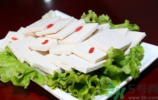 吃千葉豆腐會(huì)長(zhǎng)胖嗎?吃千葉豆腐會(huì)不會(huì)長(zhǎng)胖?.png 吃千葉豆腐會(huì)長(zhǎng)胖嗎?吃千葉豆腐會(huì)不會(huì)長(zhǎng)胖?.png