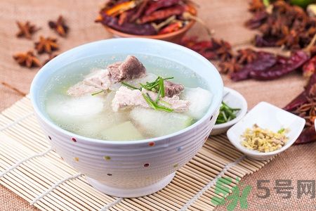 孕婦水腫怎么消除？孕婦水腫喝冬瓜排骨湯有效果嗎？