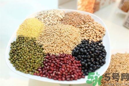 半夜腳抽筋是什么原因？半夜腳抽筋怎么緩解痛疼？