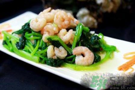菠菜可以喝豆腐一起吃嗎？菠菜可以喝蝦一起吃嗎？