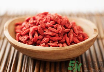 吃枸杞能治體虛嗎？怎么正確吃枸杞？