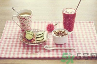 不吃早餐會(huì)怎樣？不吃早餐對(duì)身體有什么害處？