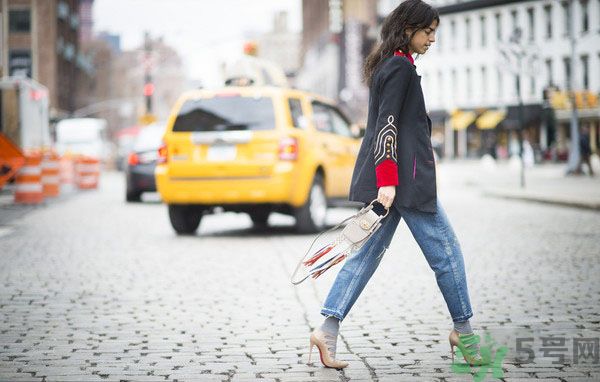 新春九分褲搭高跟鞋 氣質韻味趕超女神！