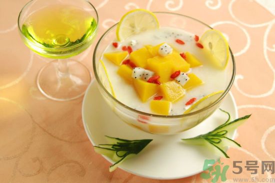 每天只喝水可以快速減肥嗎？快速減肥的方法有哪些？