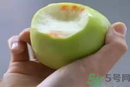 牙齦出血是怎么回事？牙齦出血怎么辦？