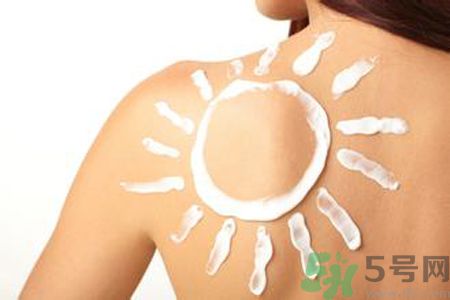 什么防曬霜效果好？怎么挑防曬霜？