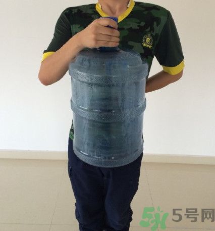 a4腰也叫水桶腰是什么意思？a4腰也叫水桶腰圖片？ 