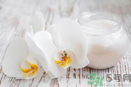 角質(zhì)層薄用什么護膚品？角質(zhì)層薄用什么洗面奶？