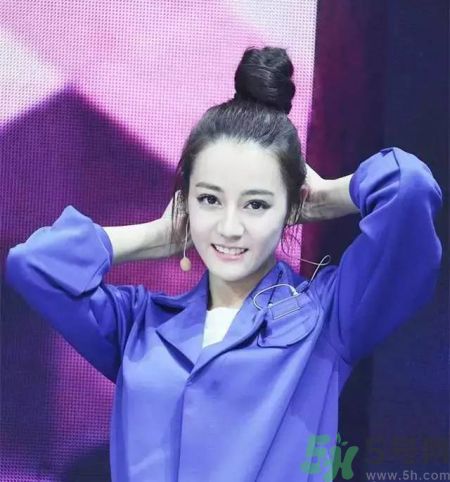 明星花式丸子頭引潮流 波叔這么萌你不愛嗎？