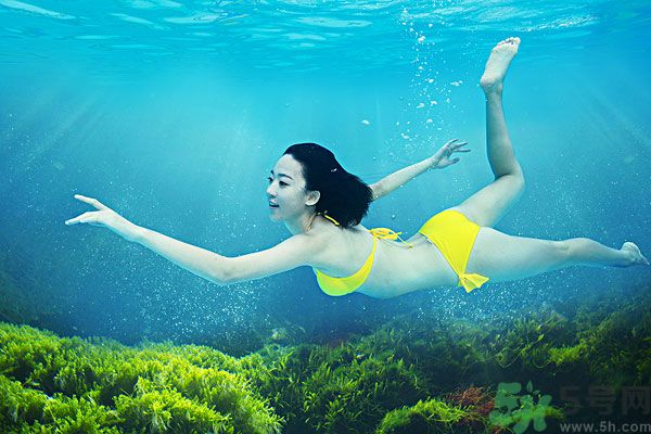 游泳前吃巧克力好嗎？游泳前吃什么好？