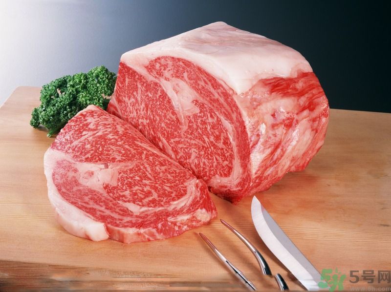 吃生肉長寄生蟲？哪些生肉吃了會致命？