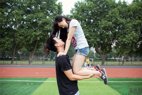 情侶最萌身高差是多少？女生多高最好？