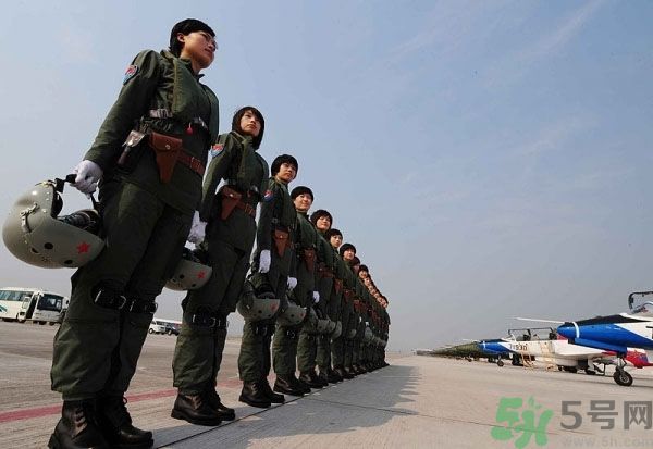 公交車遇到色狼怎么辦？防色狼手冊(cè)教你一招搞定！