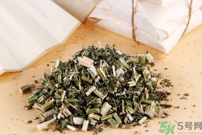 月經(jīng)量多怎么辦？月經(jīng)量多是什么原因？