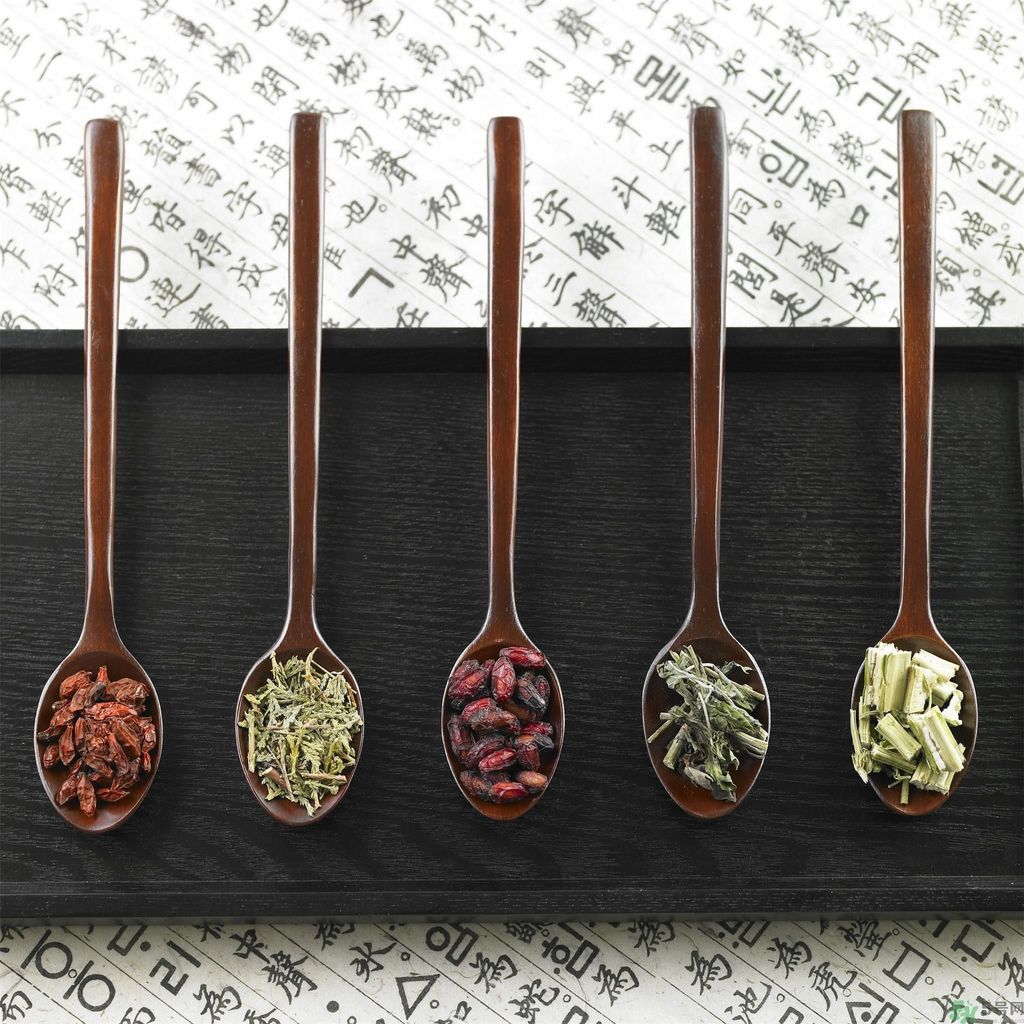 月經(jīng)量多怎么辦？月經(jīng)量多是什么原因？